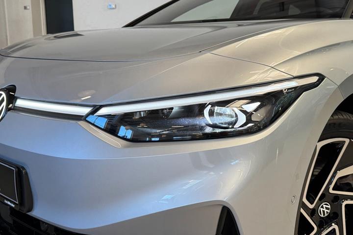 Sølv VW ID.7 fra 2025