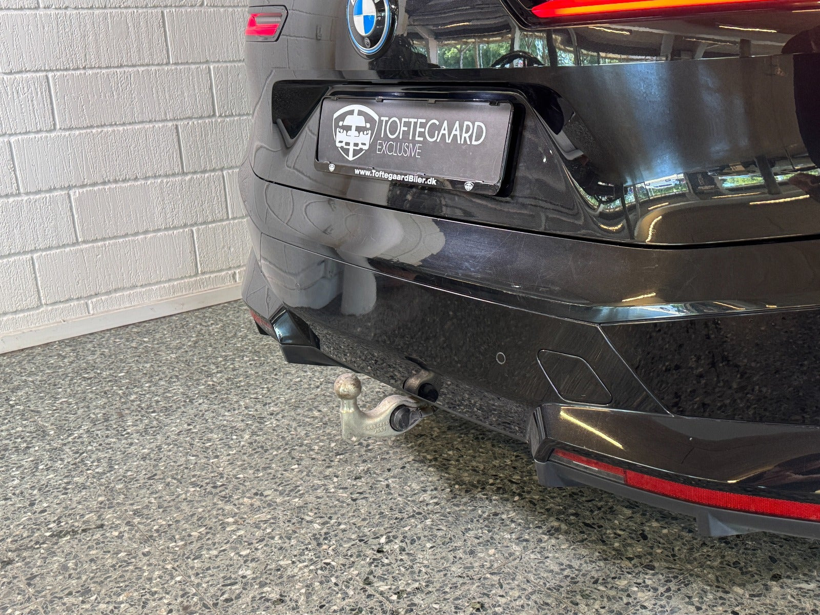 Sort BMW iX fra 2023