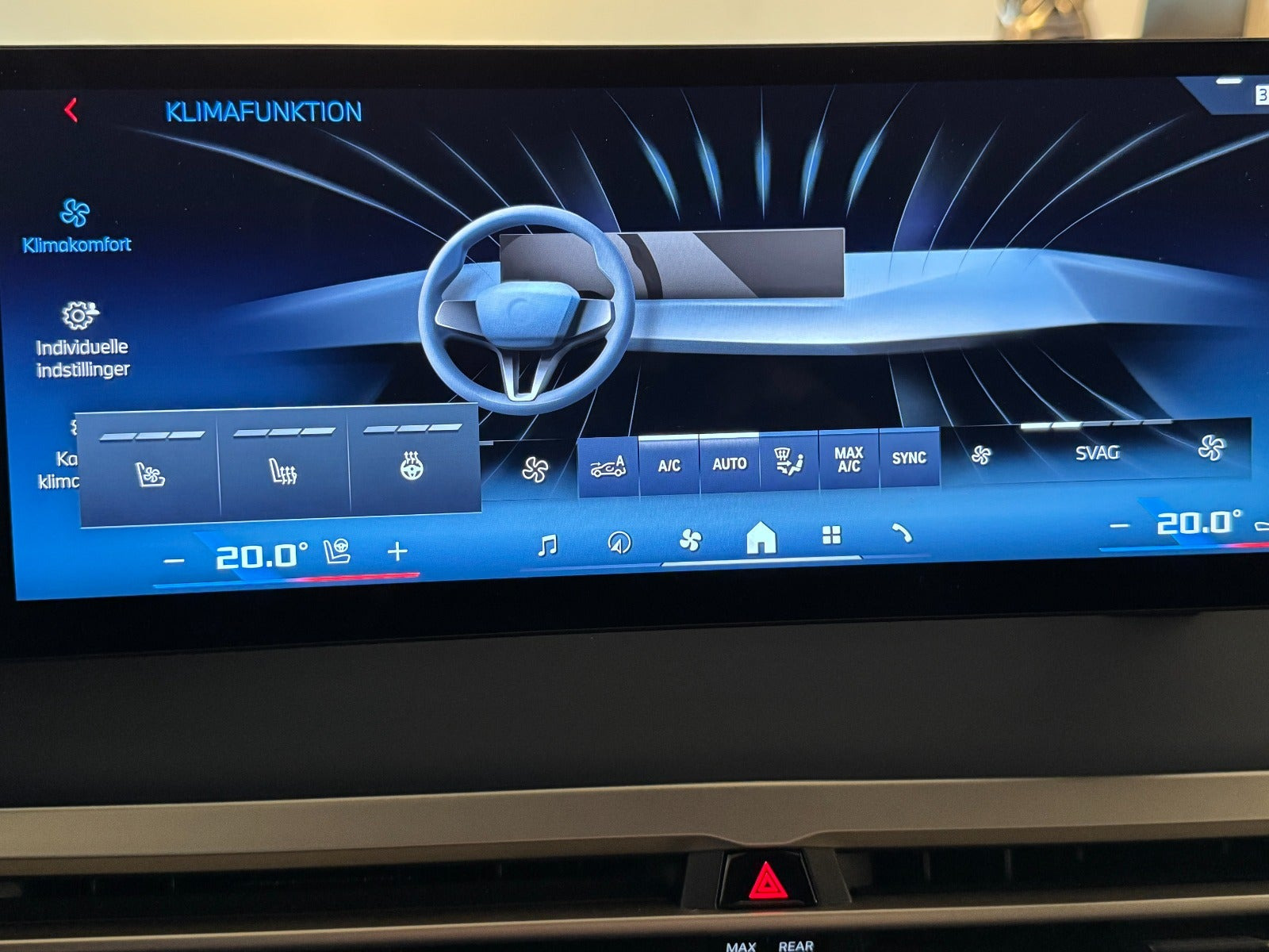 Sort BMW iX fra 2023