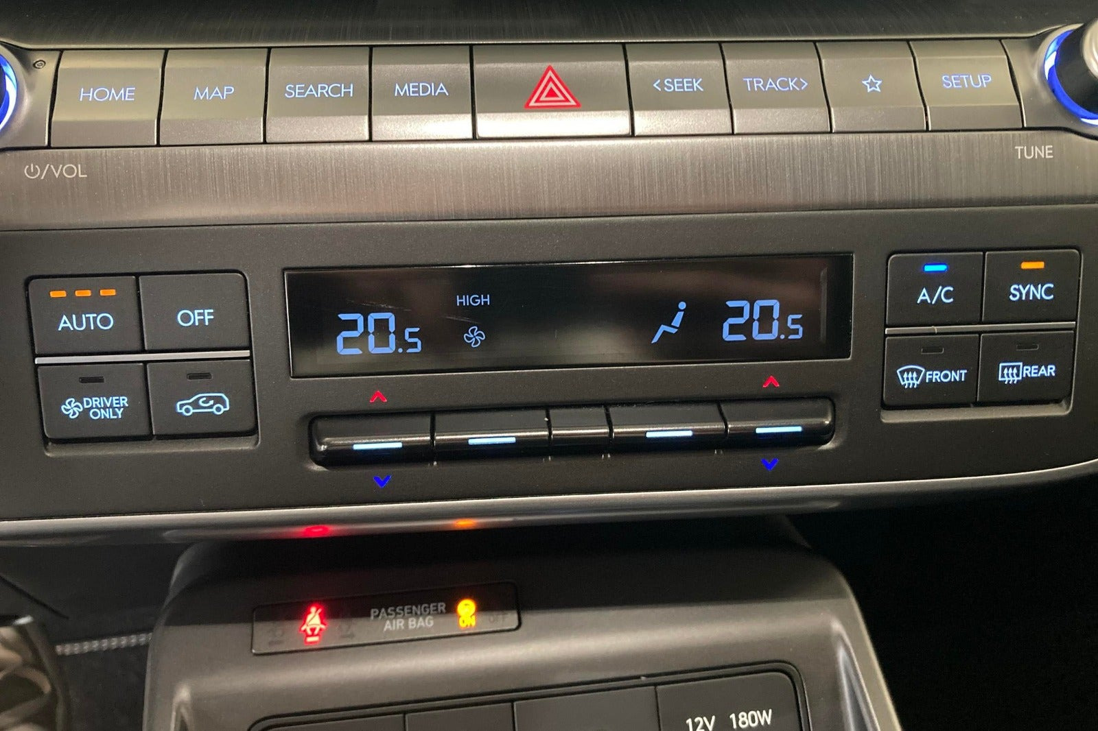 undefined Hyundai Kona fra 2024