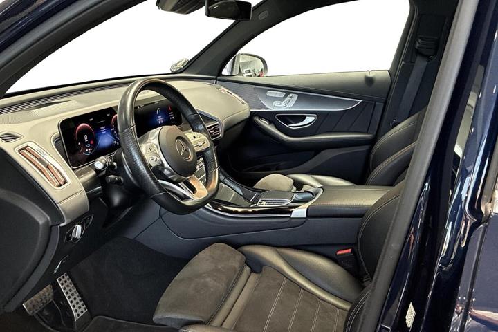 Blå Mercedes EQC400 fra 2020