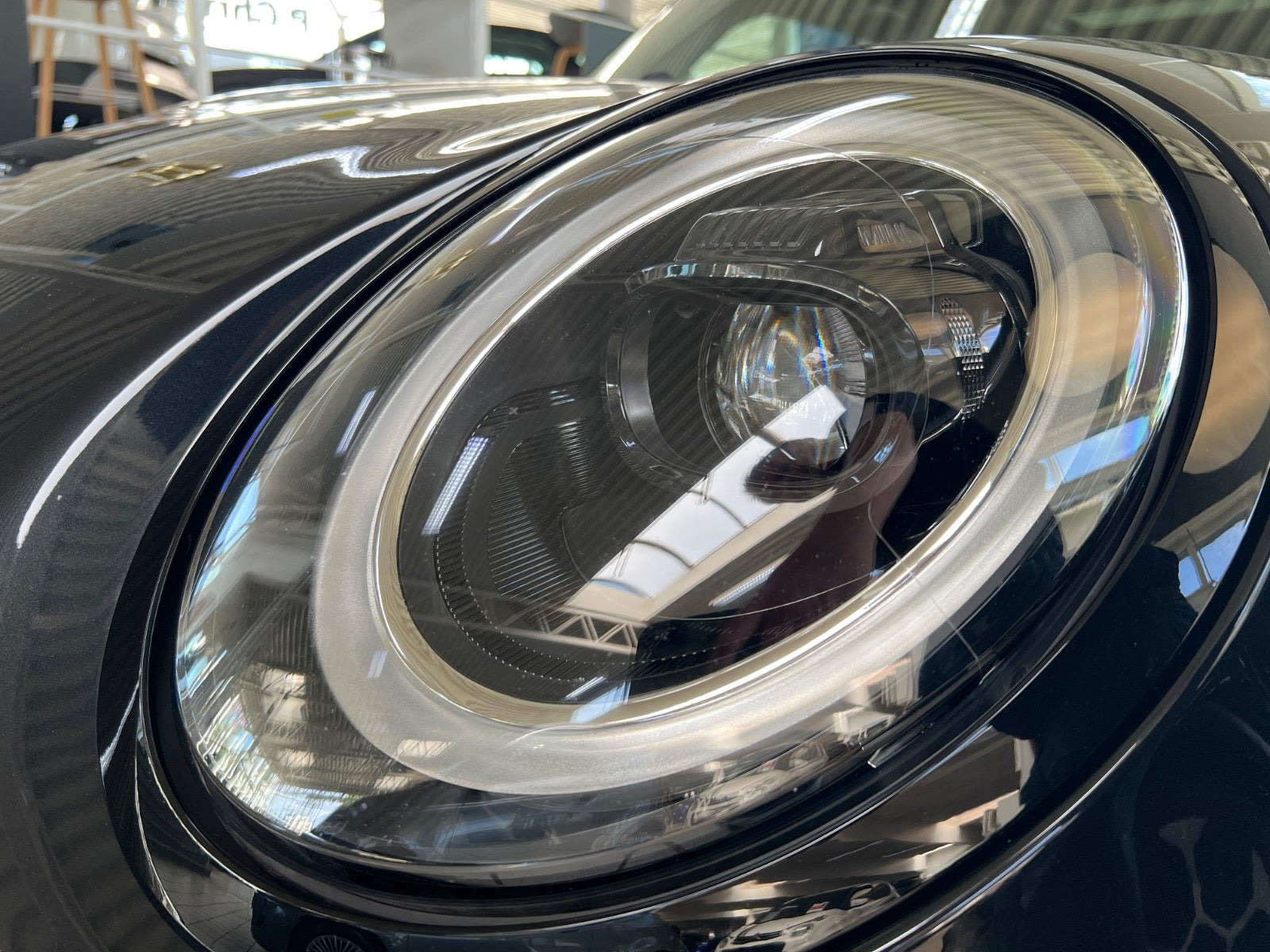 Sort Mini Cooper SE fra 2023