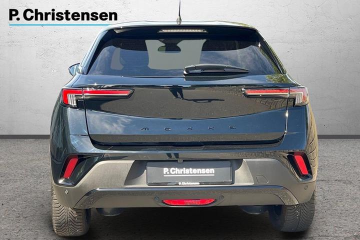 Sort Opel Mokka-e fra 2023