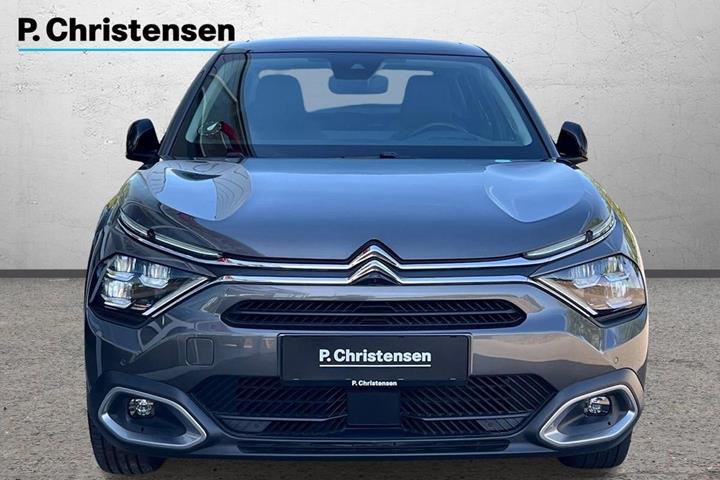 Grå Citroën ë-C4 X fra 2024