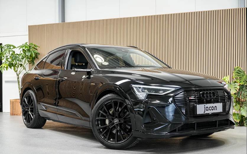 Audi e-tron 55 S-line Sportback quattro