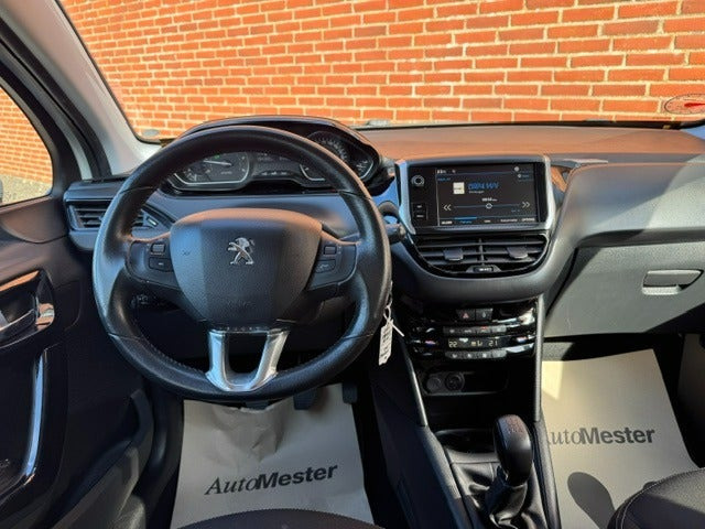 undefined Peugeot 208 fra 2017