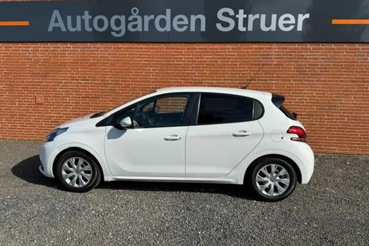 undefined Peugeot 208 fra 2017