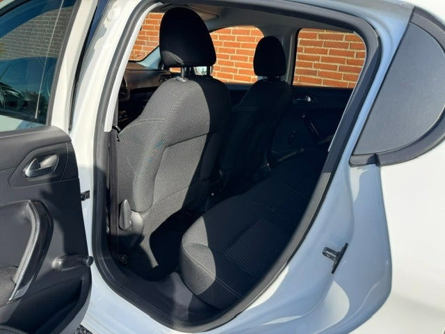 undefined Peugeot 208 fra 2017