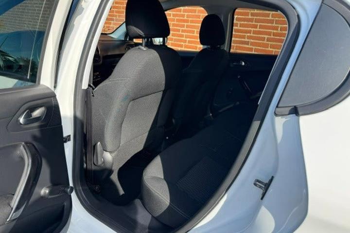 undefined Peugeot 208 fra 2017
