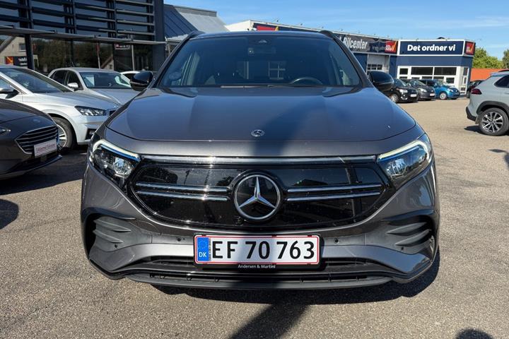 Grå Mercedes EQA250 fra 2022