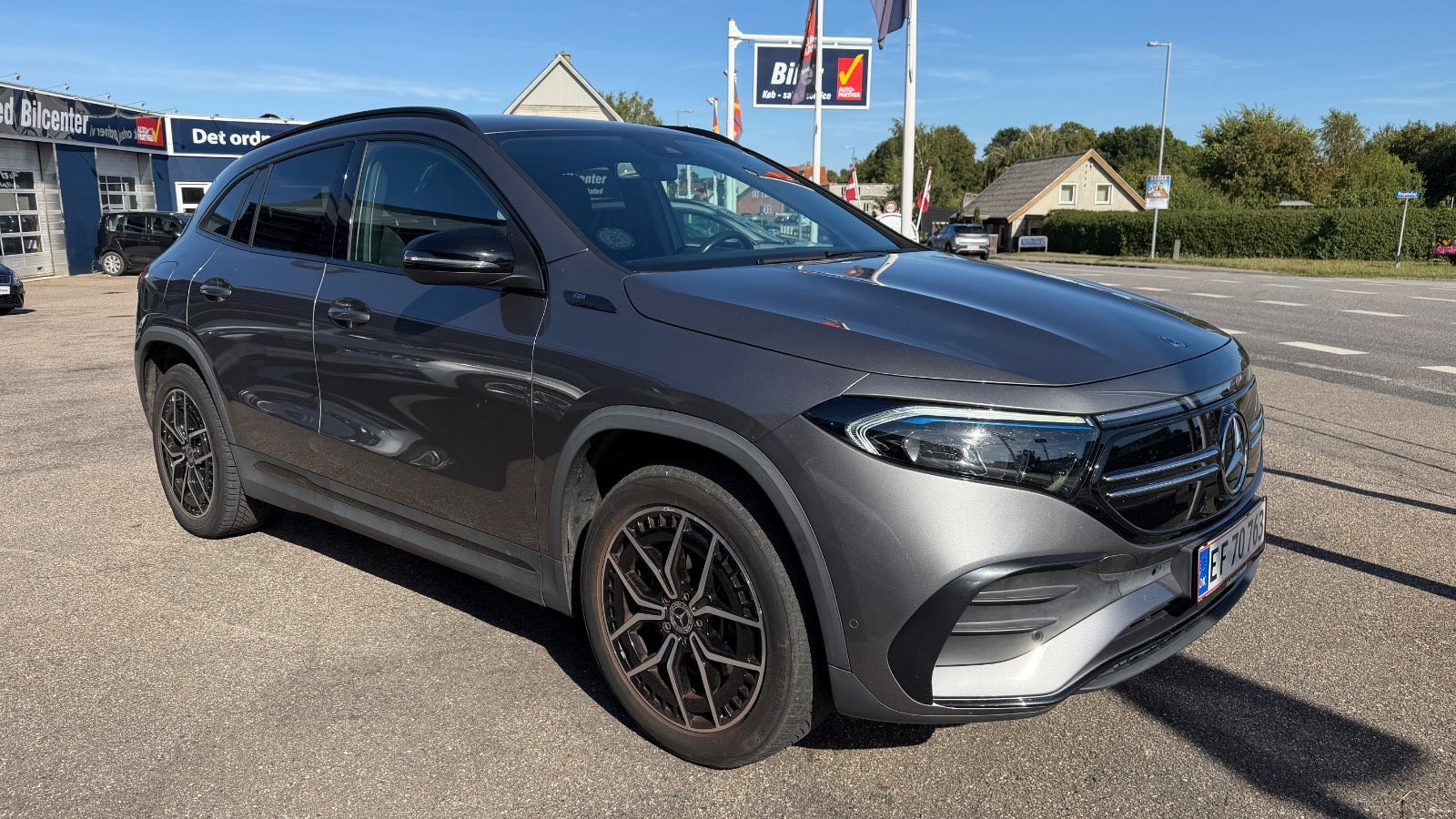 Grå Mercedes EQA250 fra 2022