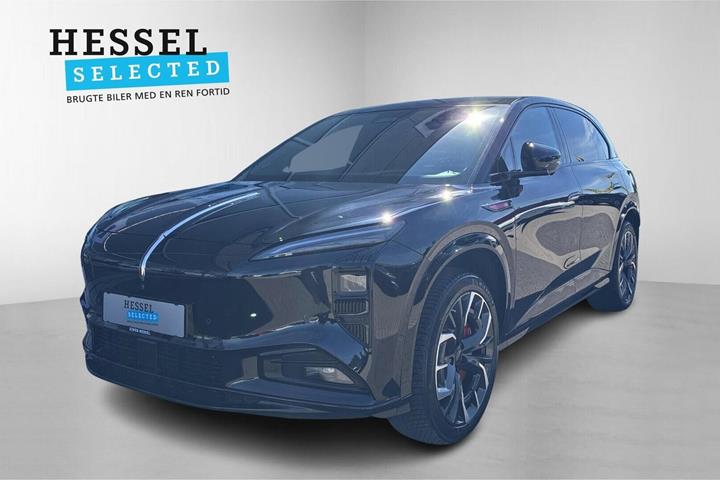Sort Hongqi EHS7 fra 2025 set udefra