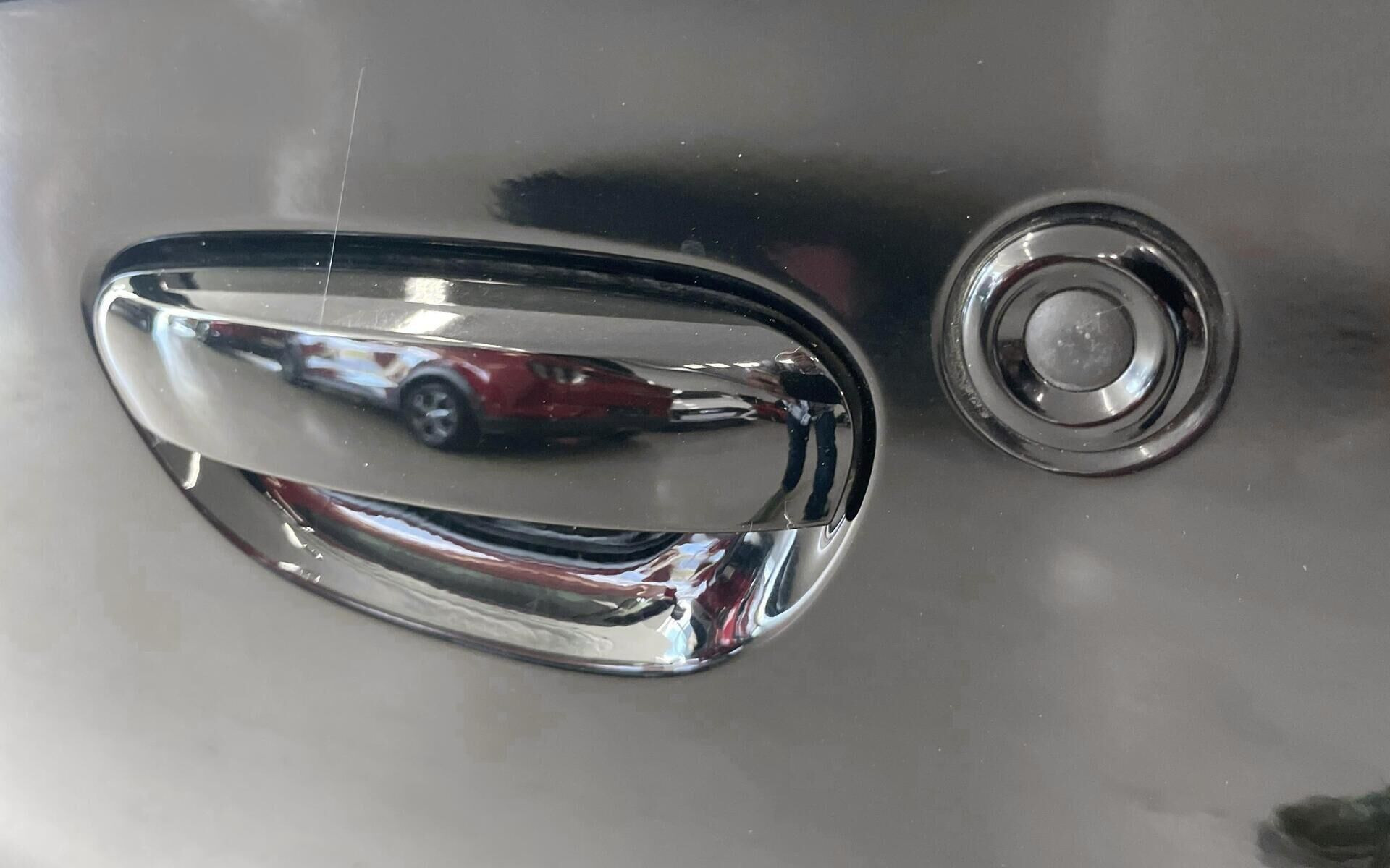 Sort Mitsubishi Space Star fra 2019