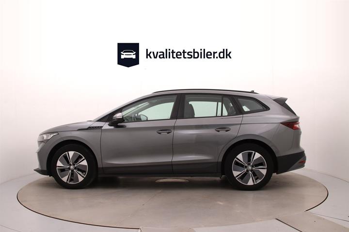 Grå Skoda Enyaq fra 2022