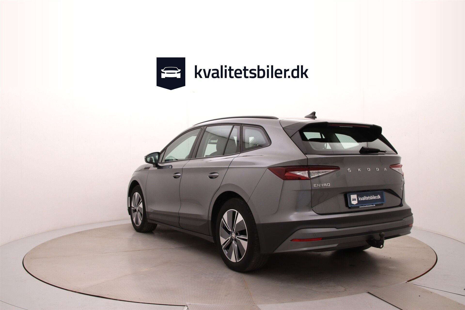 Grå Skoda Enyaq fra 2022