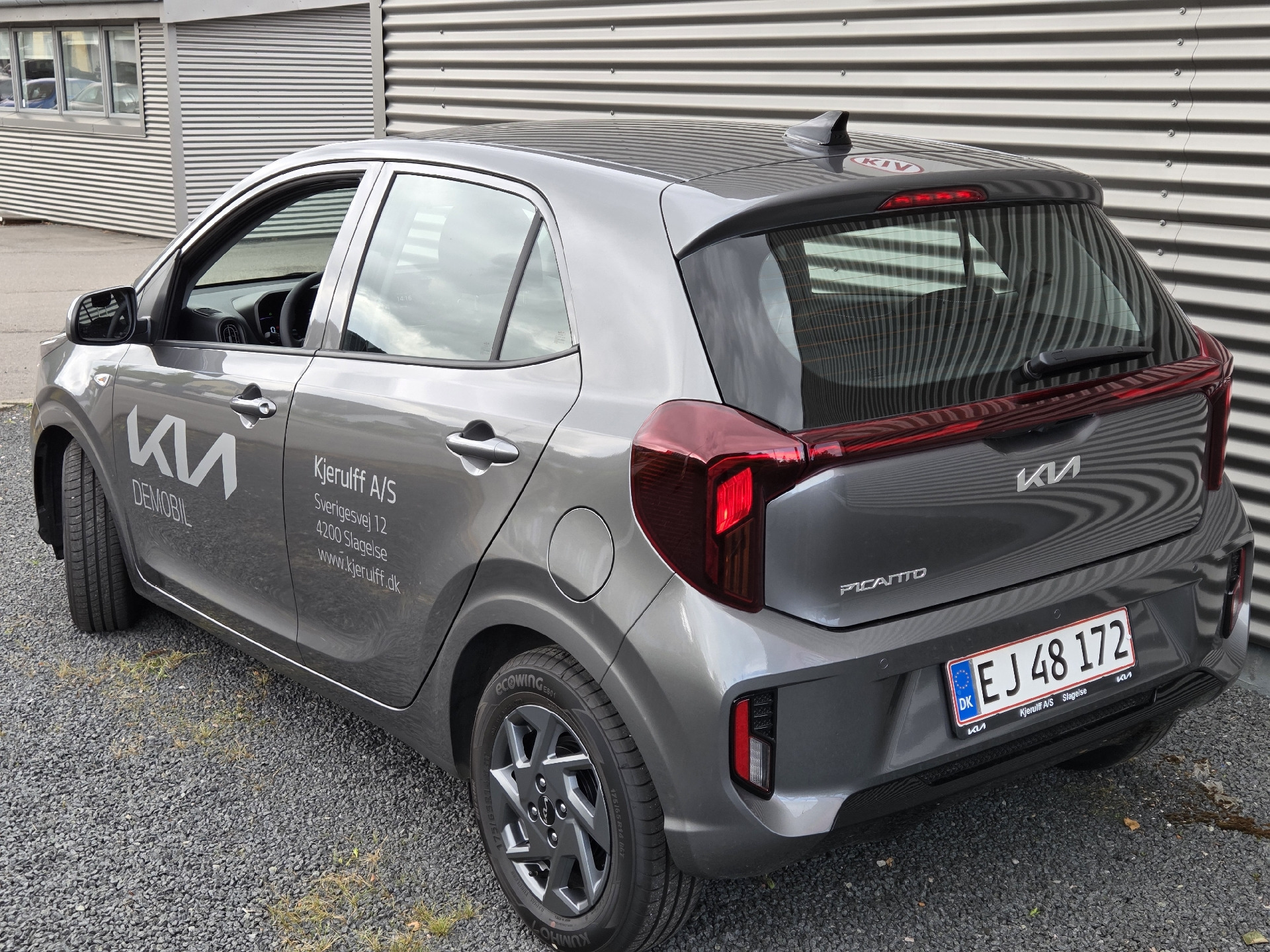 Grå Kia Picanto fra 2025