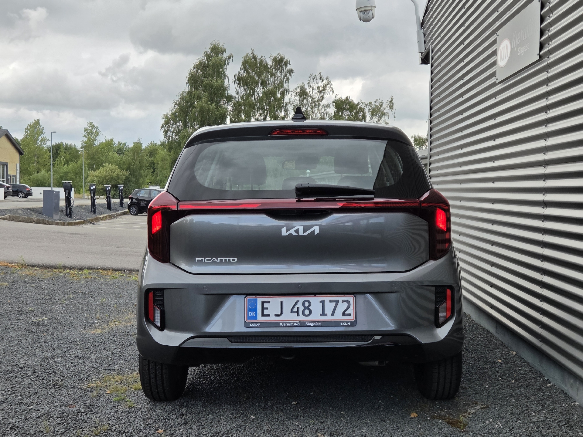 Grå Kia Picanto fra 2025