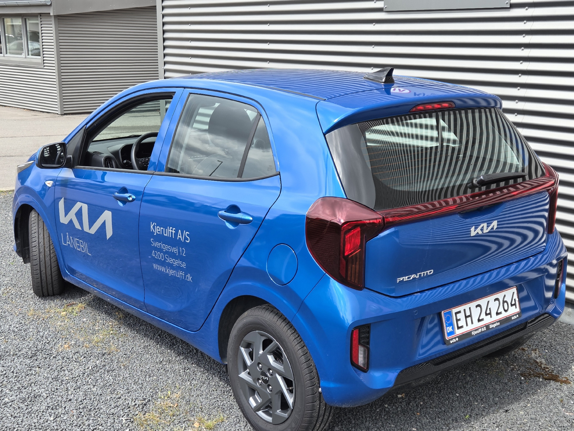 Blå Kia Picanto fra 2025
