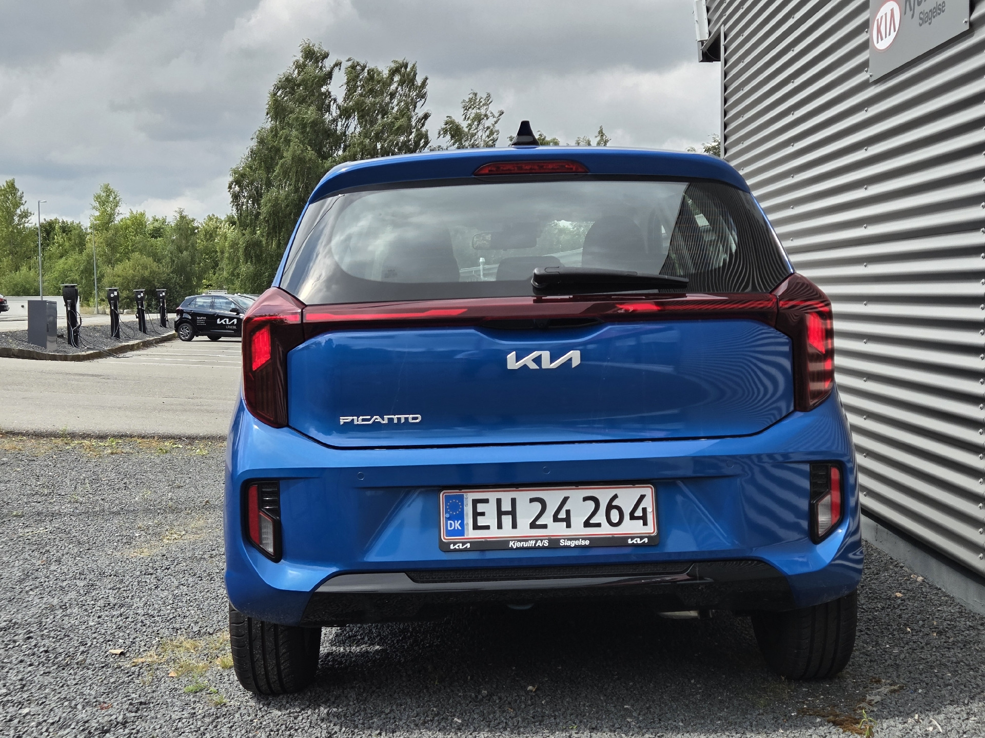 Blå Kia Picanto fra 2025