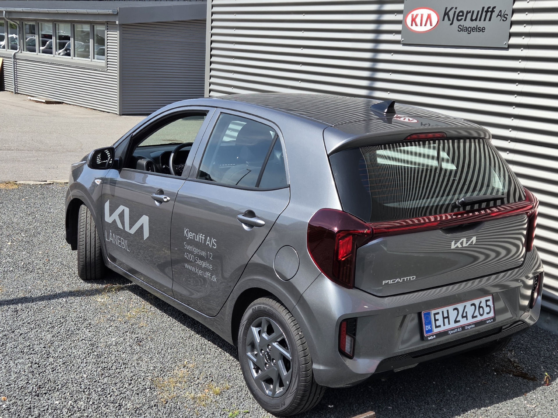 Grå Kia Picanto fra 2025