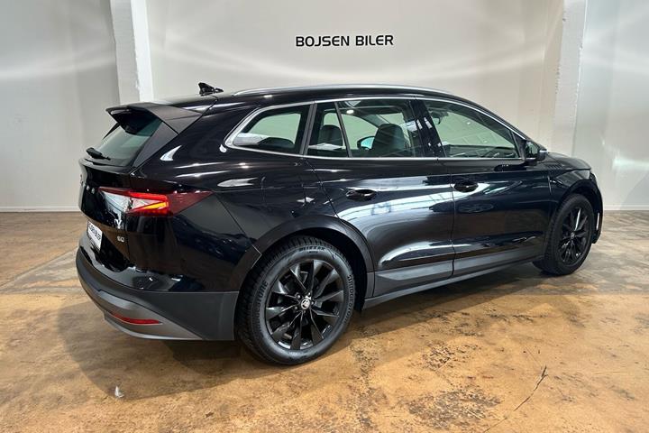 Sort Skoda Enyaq fra 2023