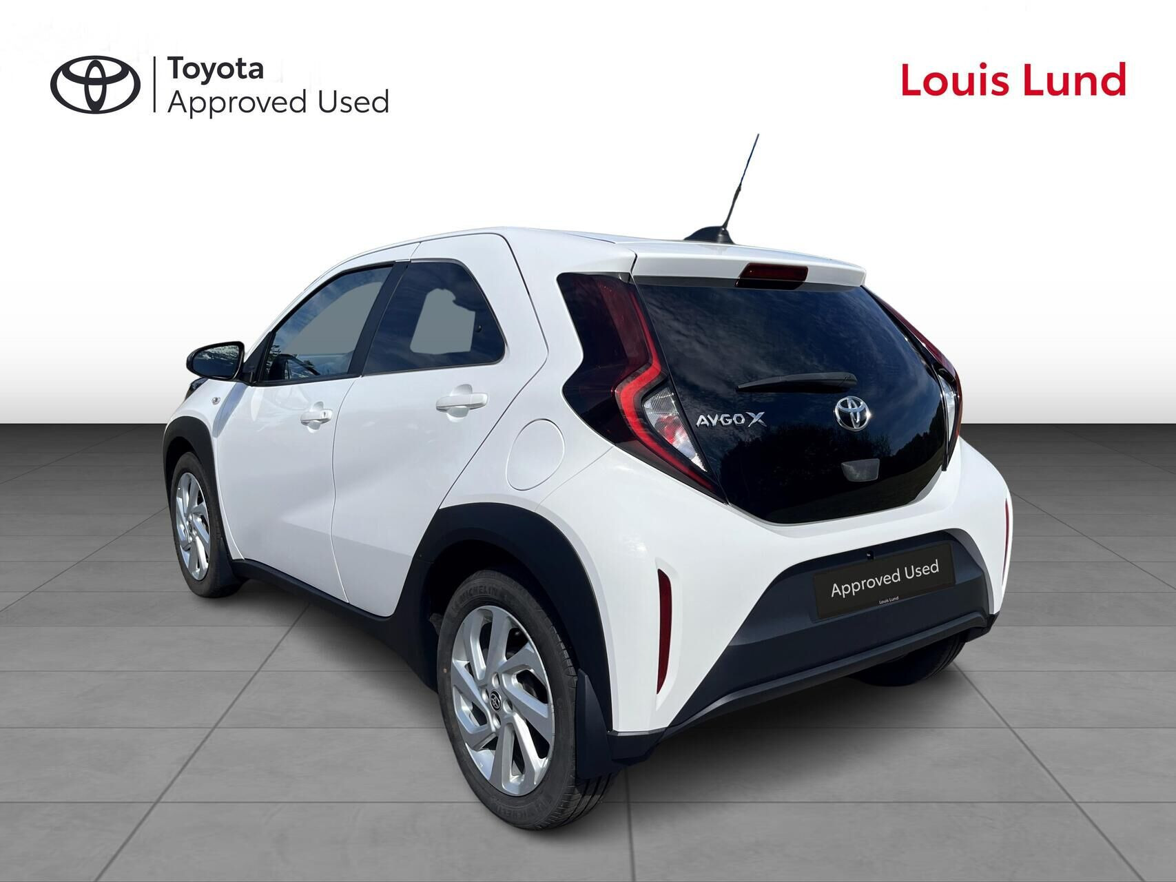 Hvid Toyota Aygo X fra 2022