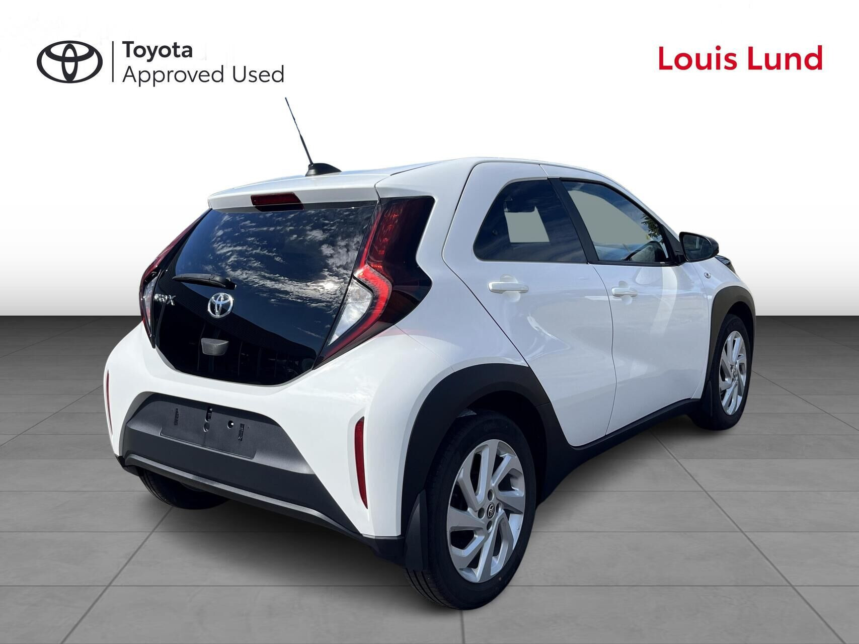 Hvid Toyota Aygo X fra 2022