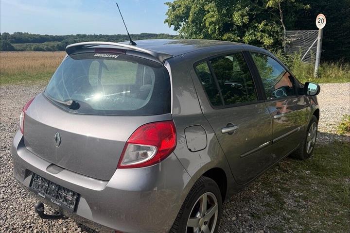 undefined Renault Clio fra 2010
