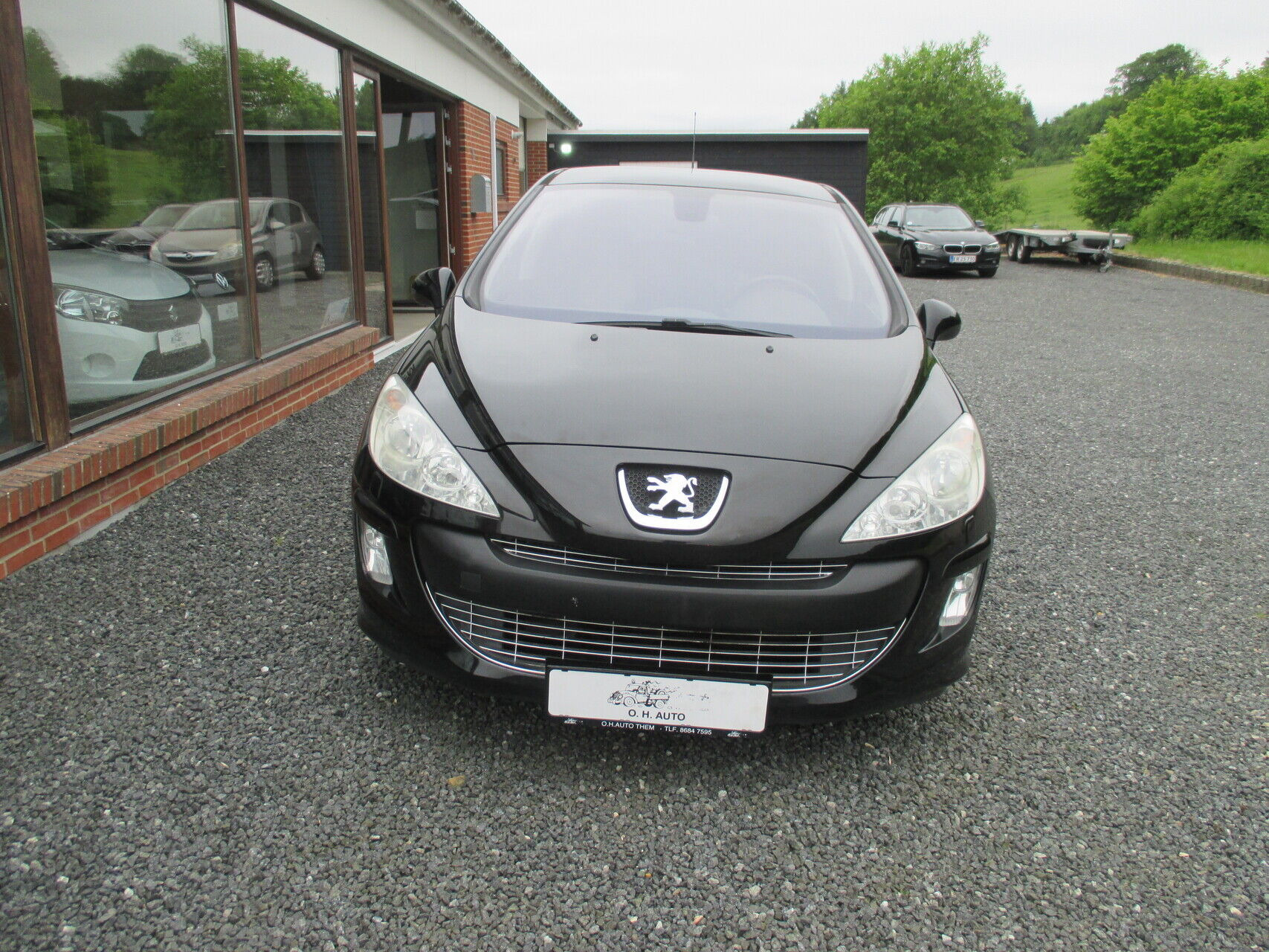 Sort Peugeot 308 fra 2009