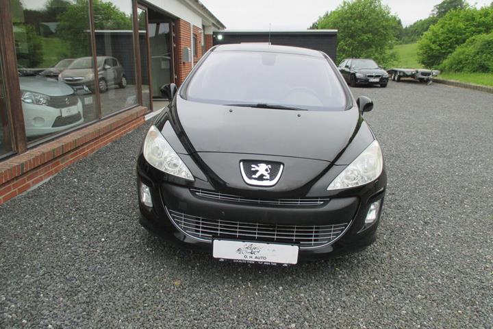 Sort Peugeot 308 fra 2009