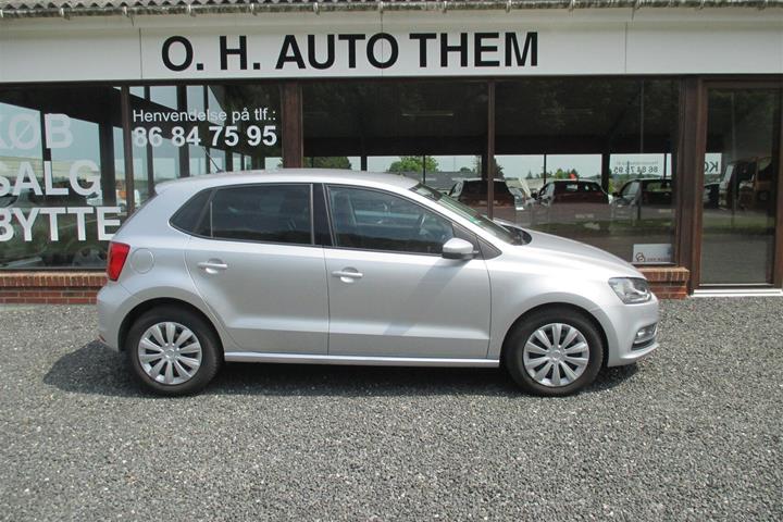 Sølv VW Polo fra 2016