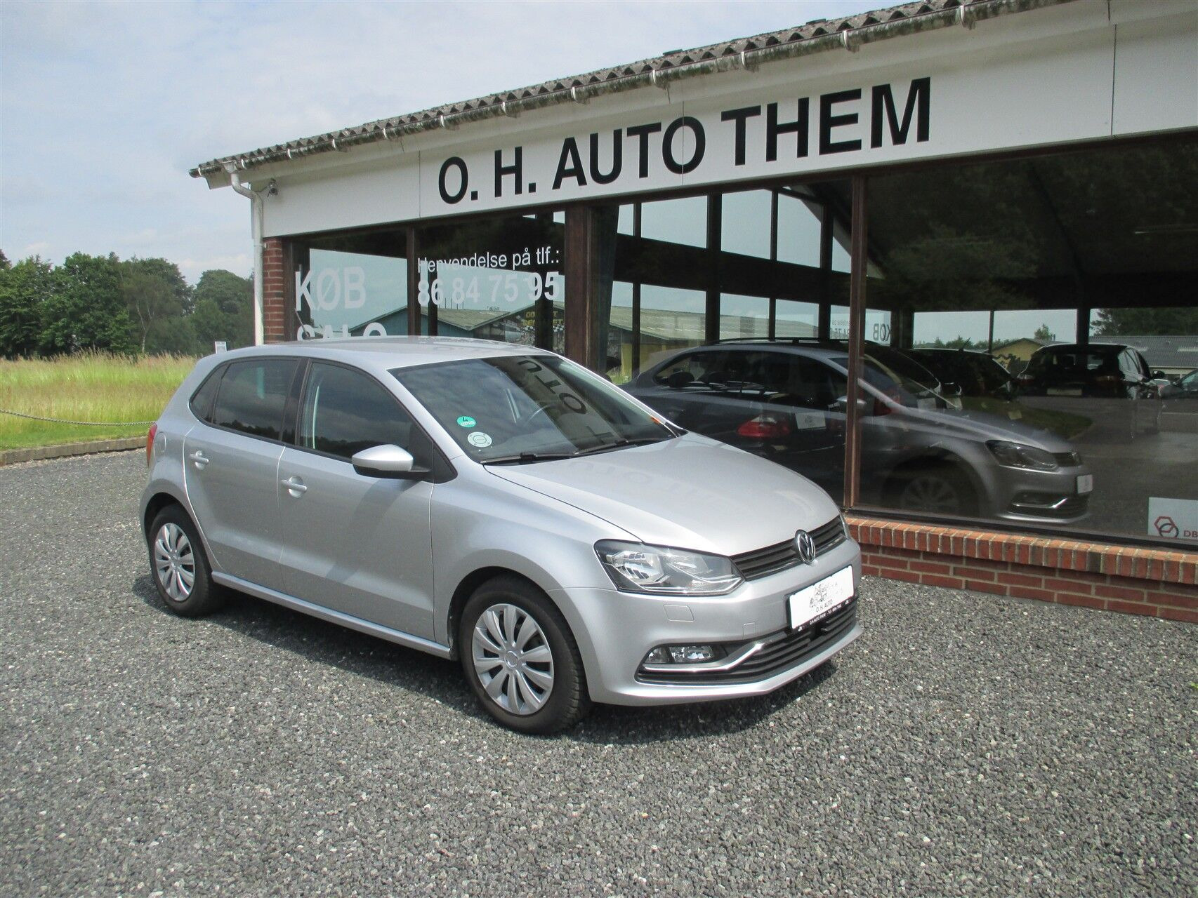 Sølv VW Polo fra 2016