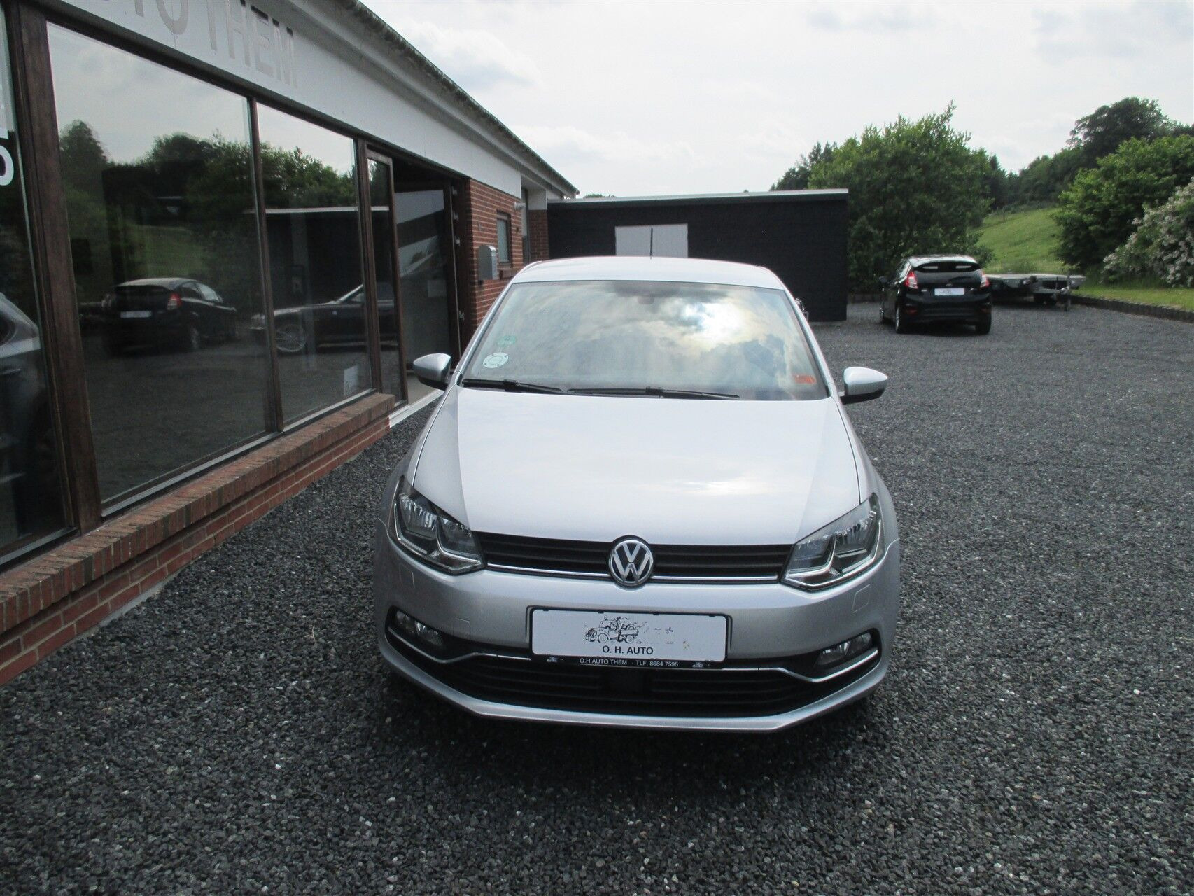 Sølv VW Polo fra 2016