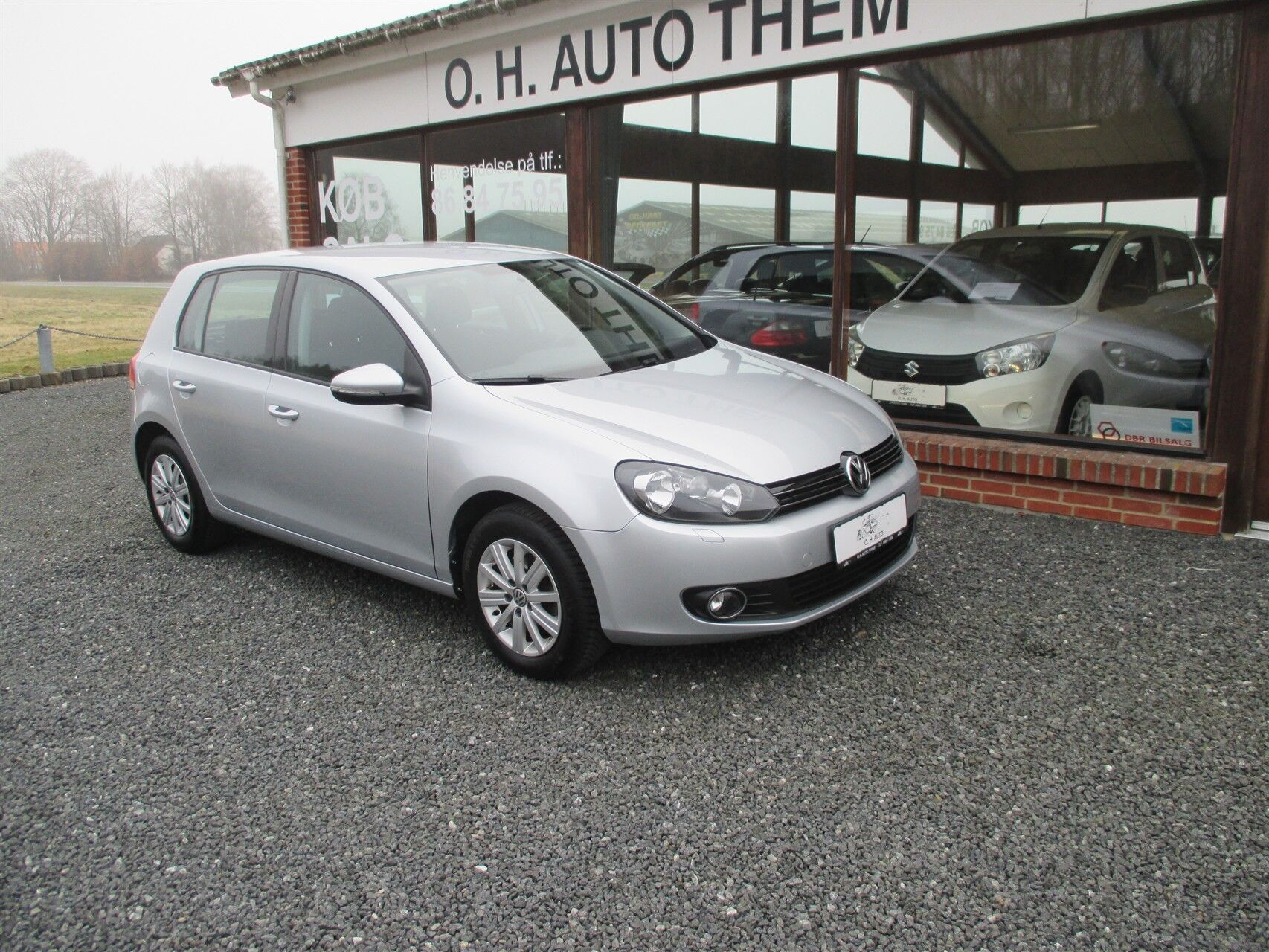 Sølv VW Golf fra 2011