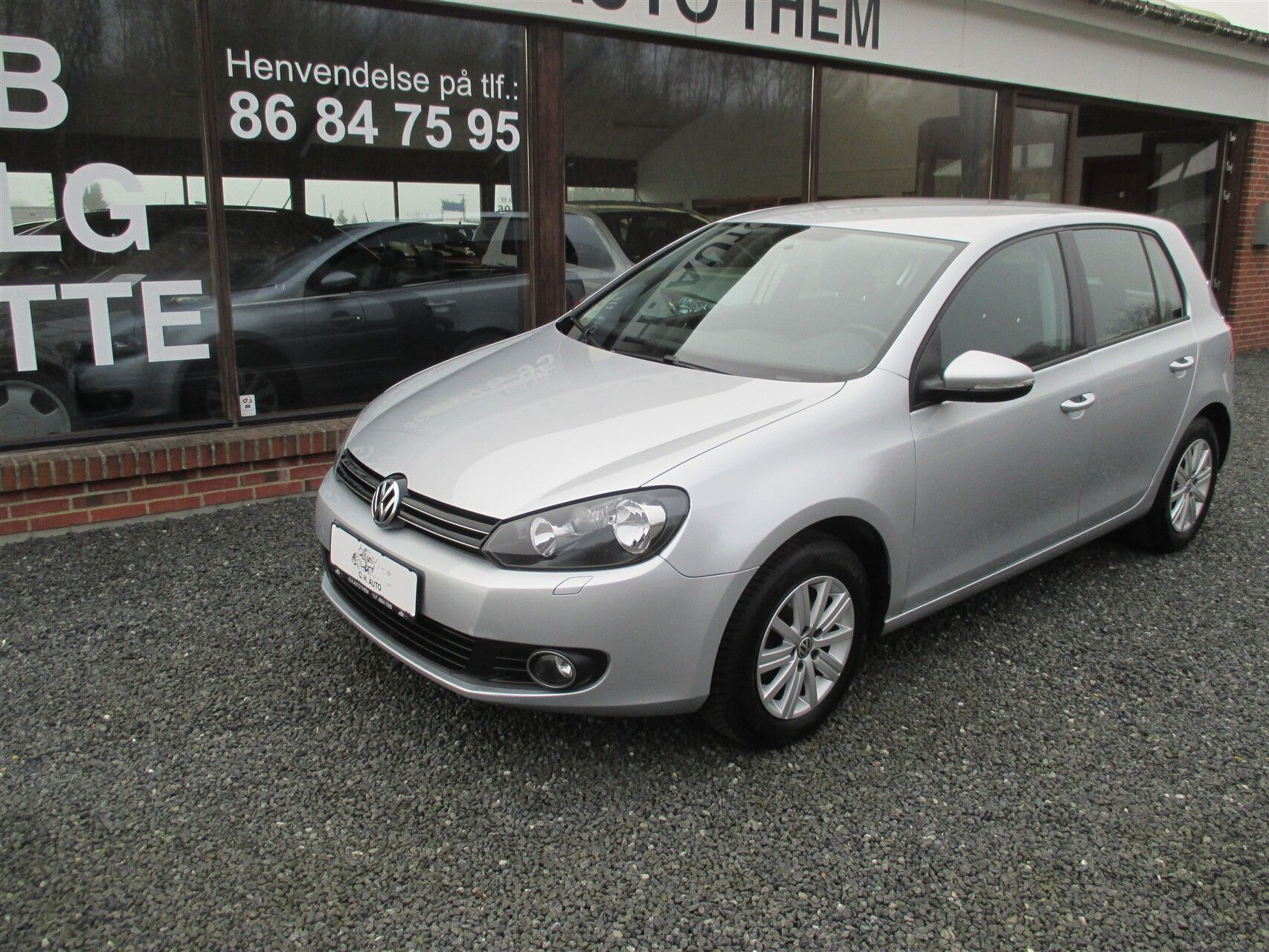 Sølv VW Golf fra 2011
