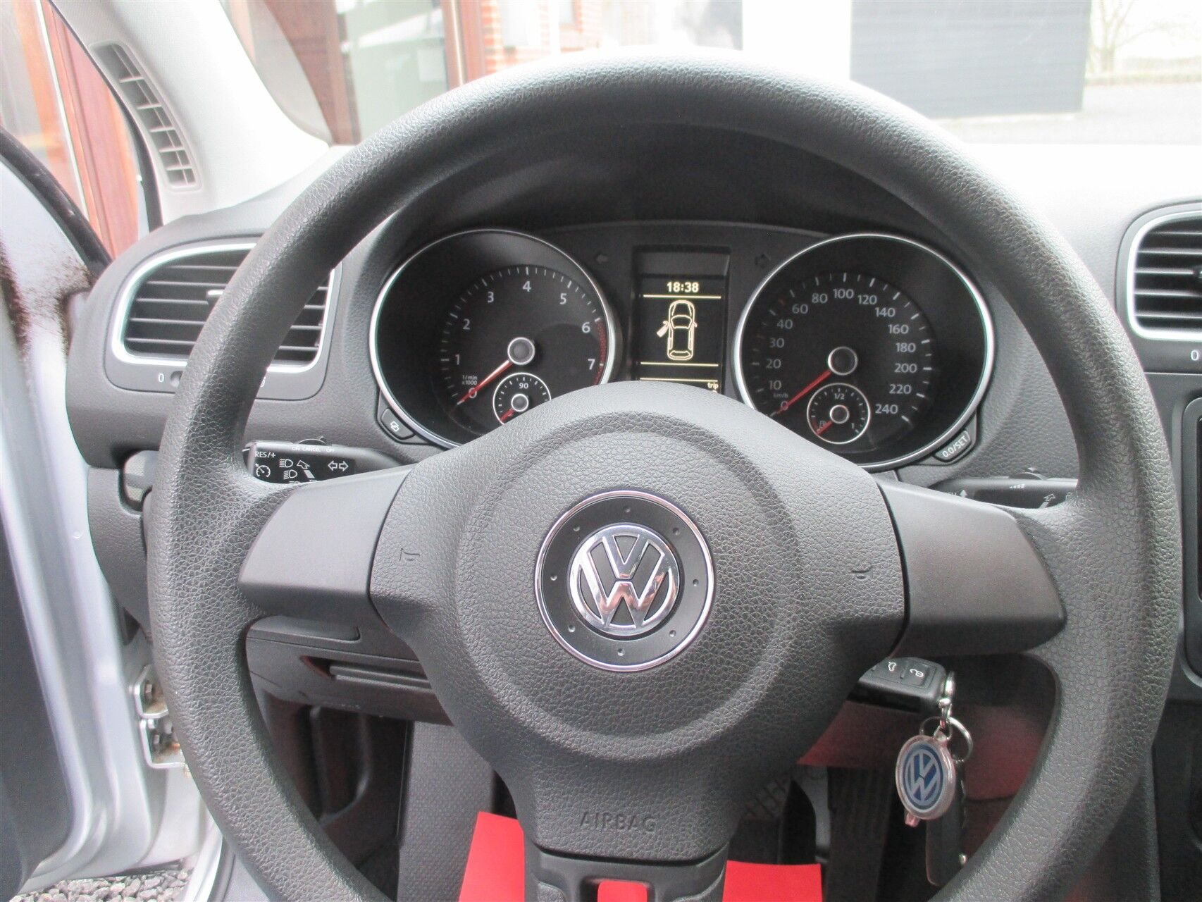 Sølv VW Golf fra 2011