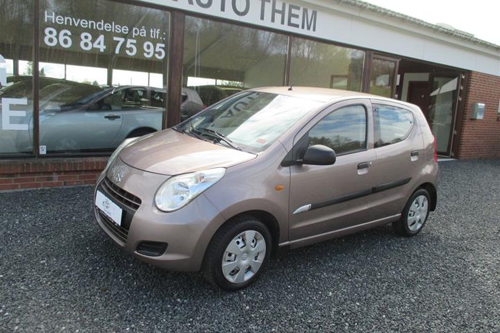 Lilla Suzuki Alto fra 2011