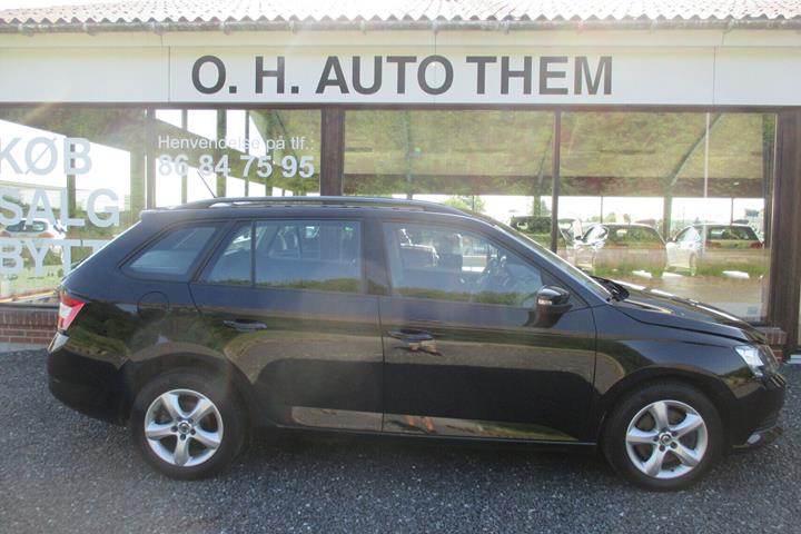 Sort Skoda Fabia fra 2018