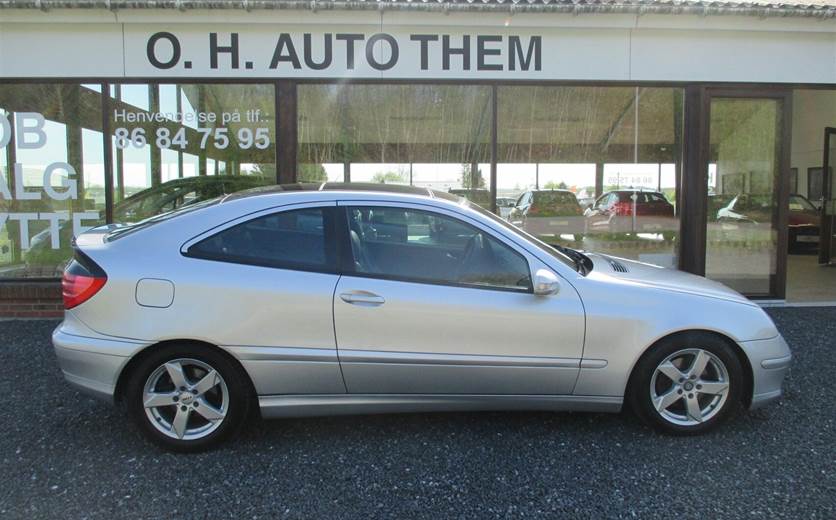 Mercedes C200 2,0 Komp. aut. 163HK 3d
