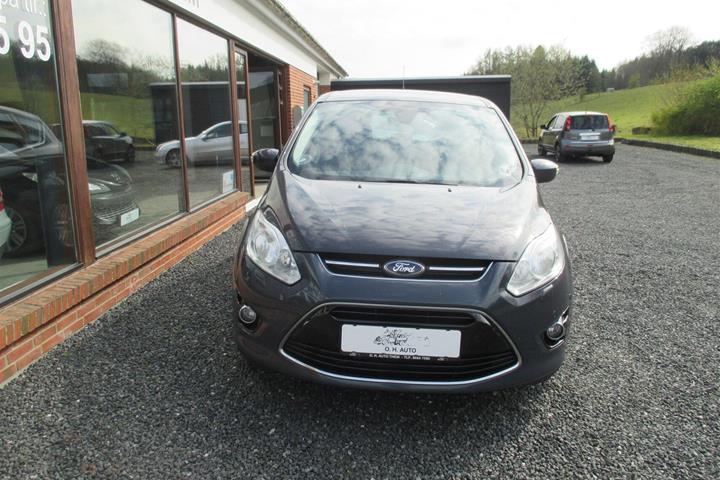 Grå Ford C-MAX fra 2014