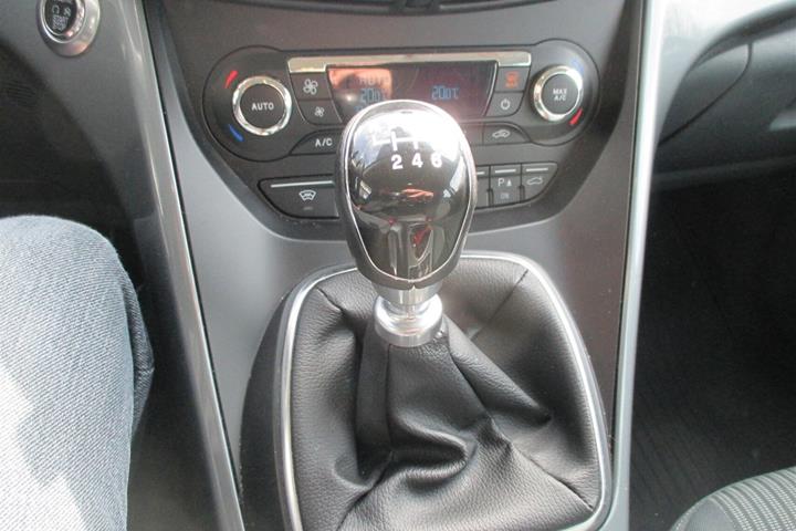 Grå Ford C-MAX fra 2014