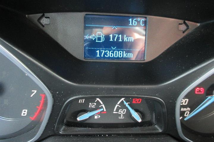 Grå Ford C-MAX fra 2014