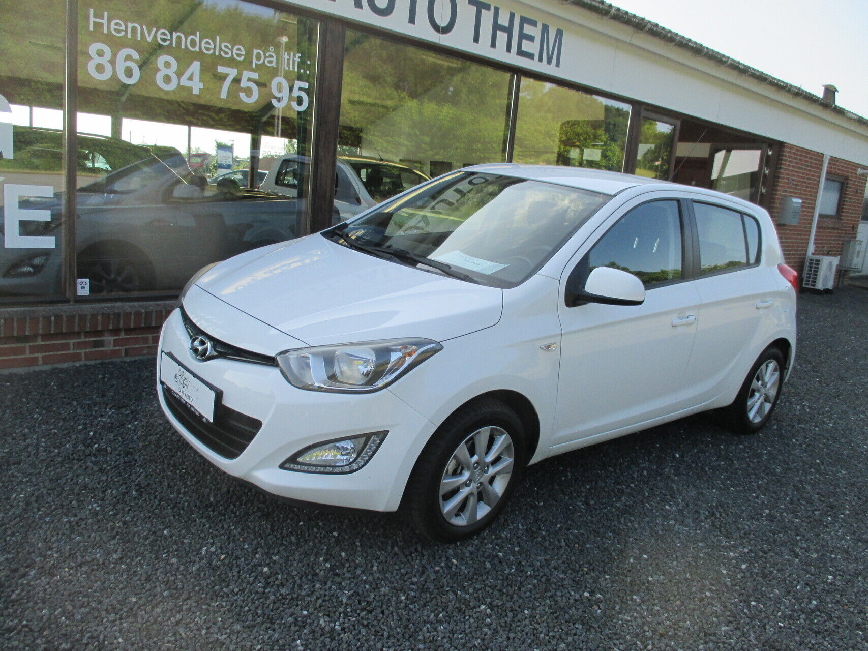 Hvid Hyundai i20 fra 2014