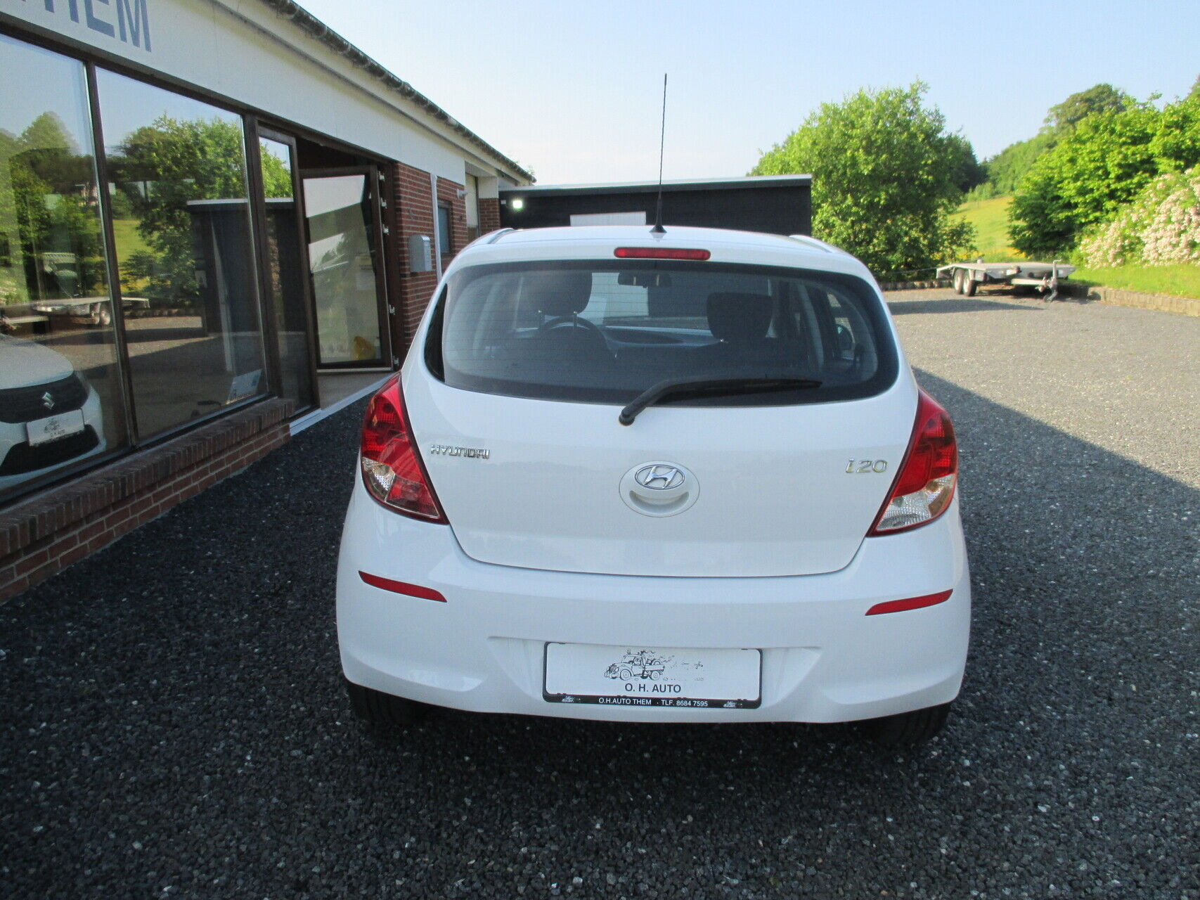Hvid Hyundai i20 fra 2014
