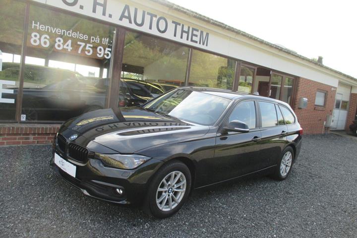 Sort BMW 320d fra 2017