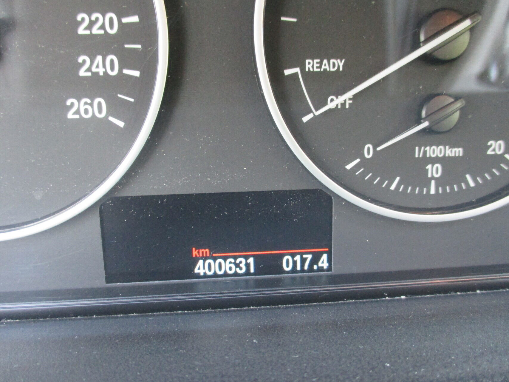 Sort BMW 320d fra 2017
