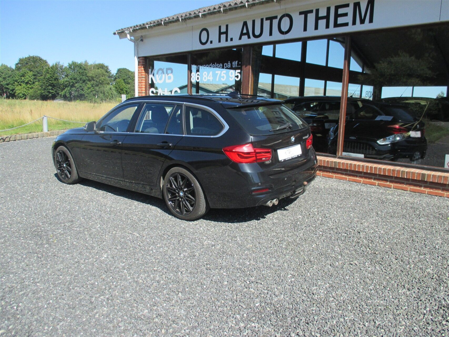 Sort BMW 320d fra 2018