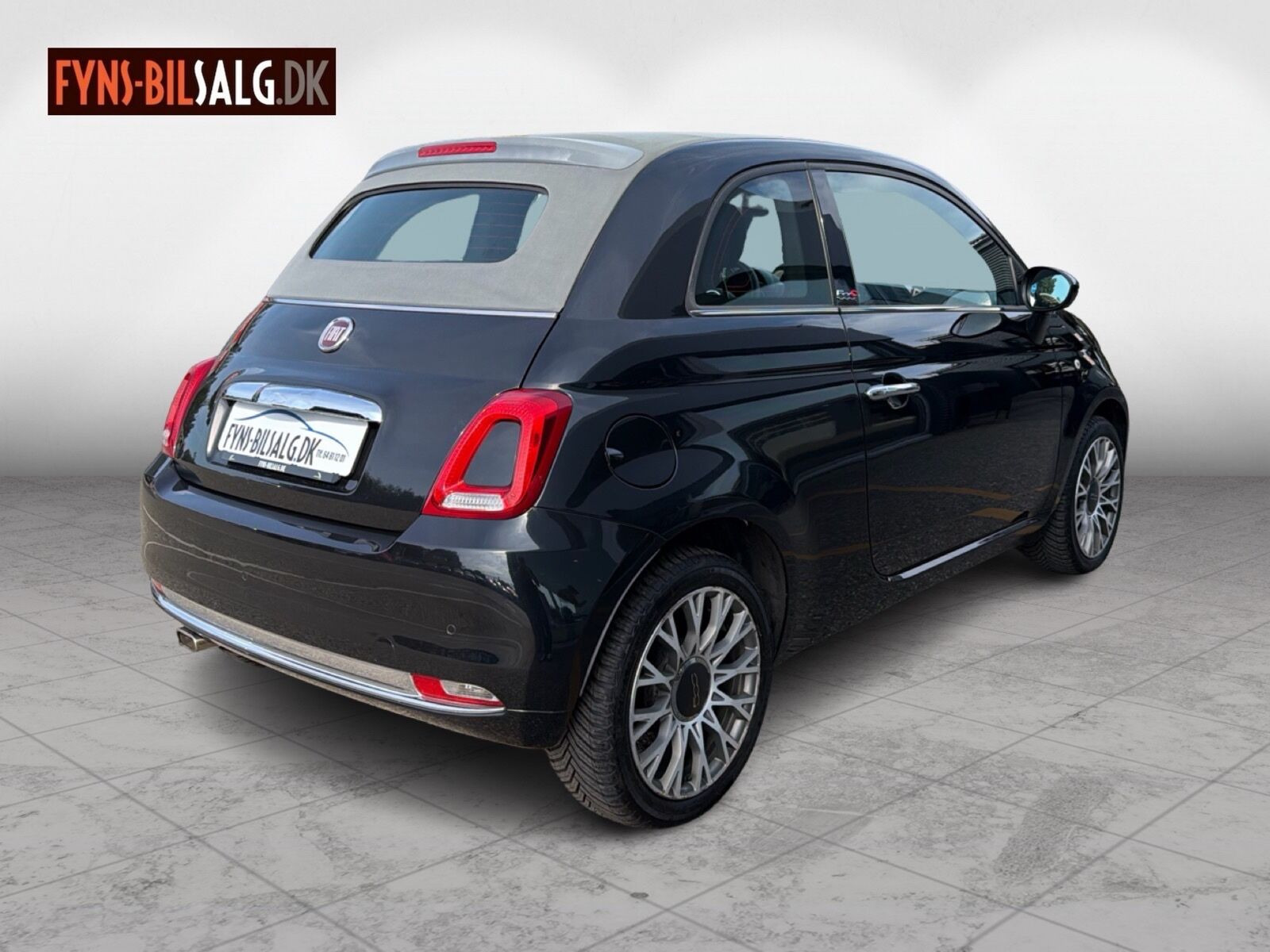 Sort Fiat 500C fra 2020