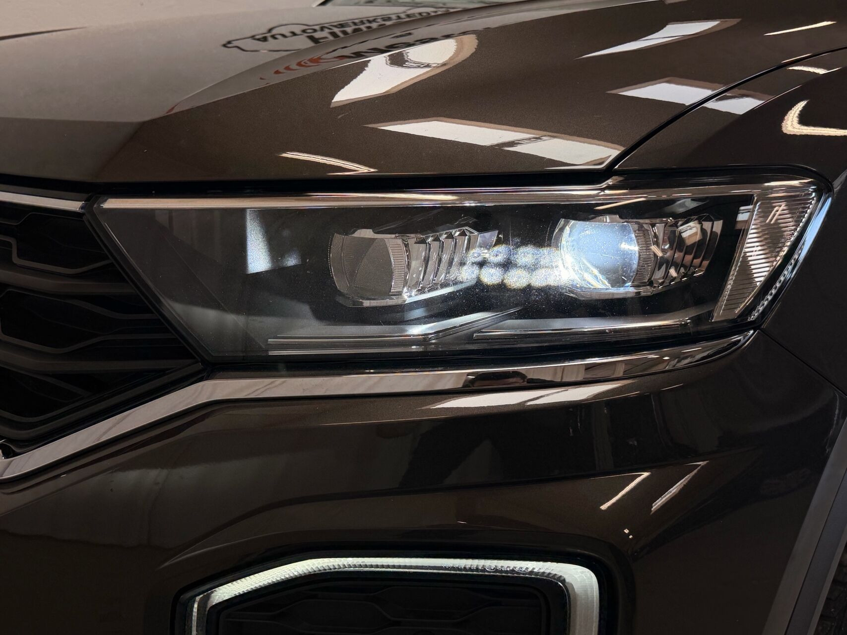 Brun VW T-Roc fra 2019