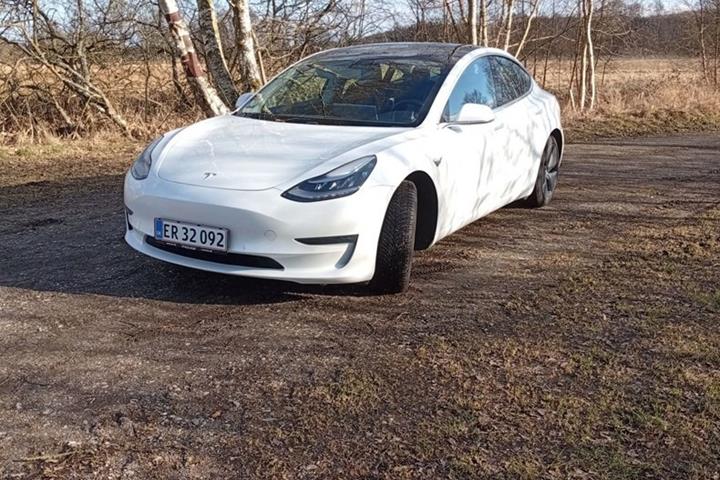 undefined Tesla Model 3 fra 2020